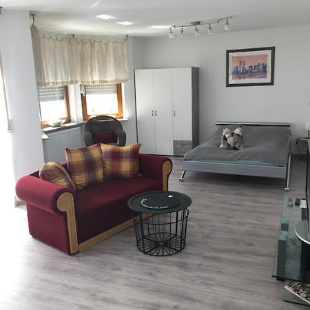Helle 45 Qm Einliegerwohnung Holzgerlingen Esterno foto